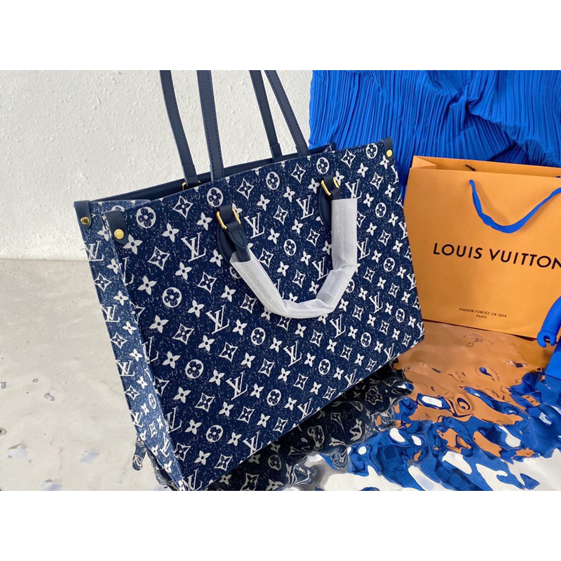 Túi quai xách Tote Lv Onthego vảu denim tag kim loại size 35 vừa đẹp cho du lịch và văn phòng W266-35