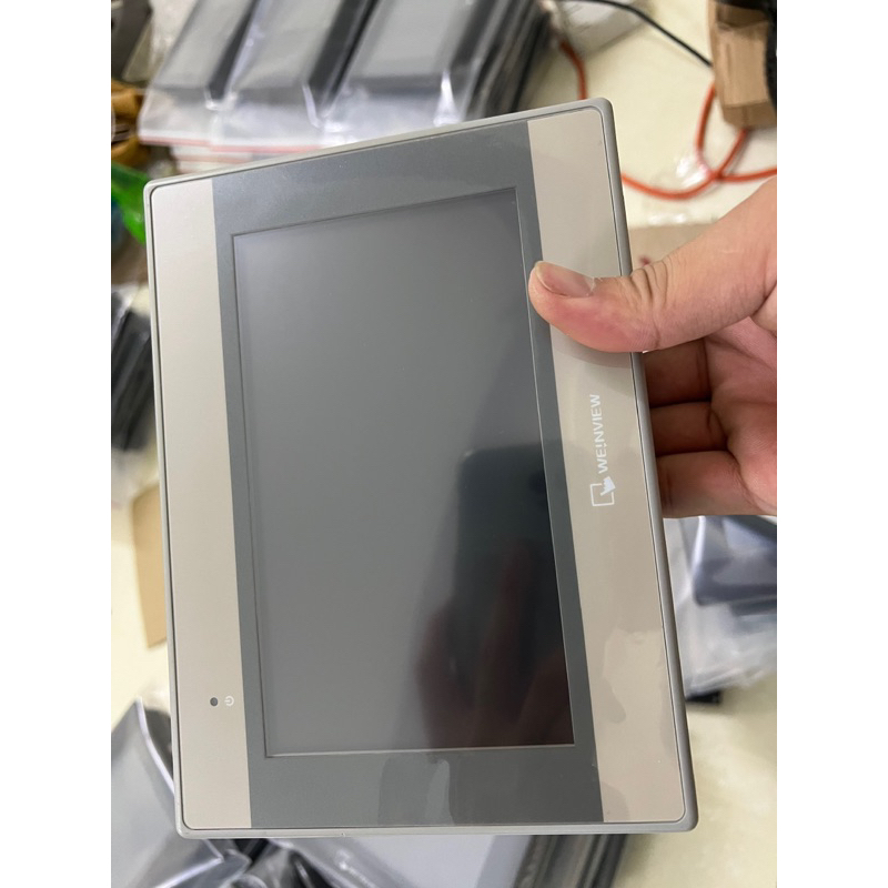 Điện công nghiệp màn hình HMI MT6071IE