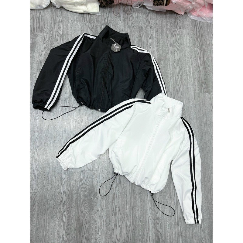 Áo Khoác Dù Croptop Lửng Tay Cánh Dơi Chạy 2 Sọc , Rút Eo - Áo Bomber Gió Kiểu Có Khóa Kéo Zip