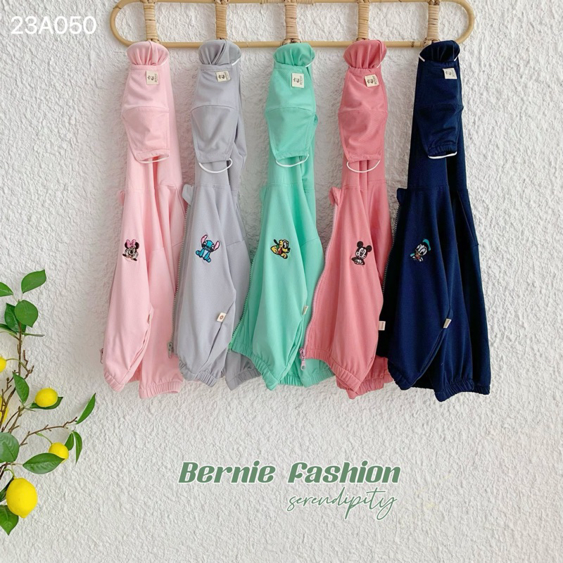 Áo chống nắng hoạt hình kèm khẩu trang Bernie cho bé