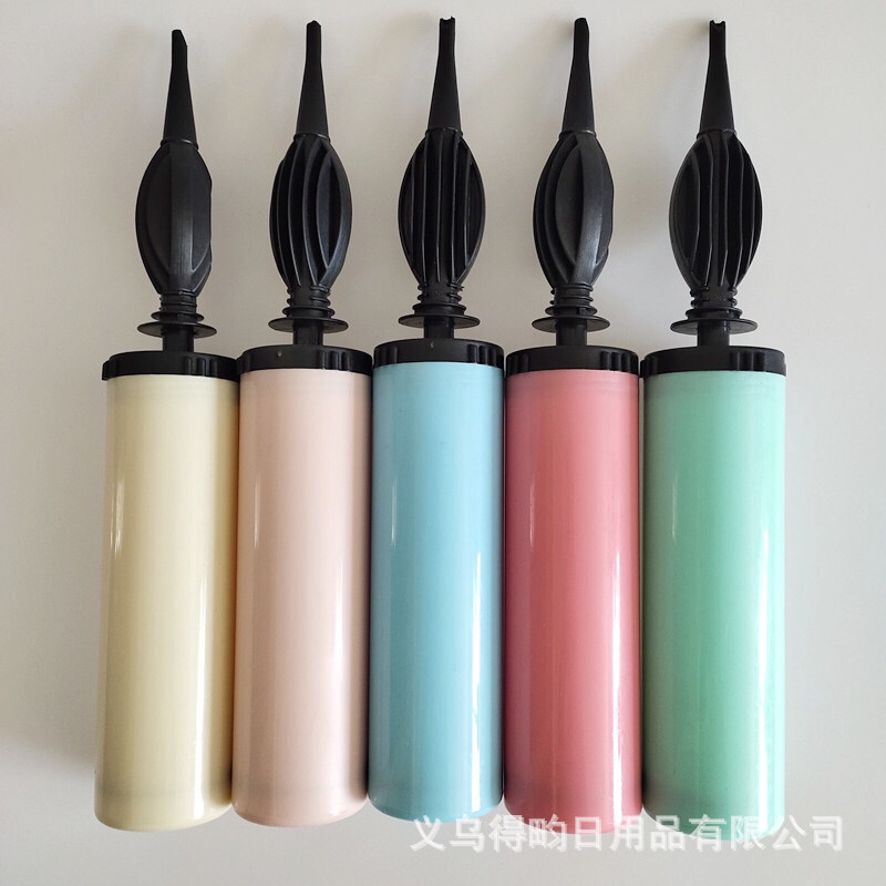 Dụng cụ bơm bóng cầm tay