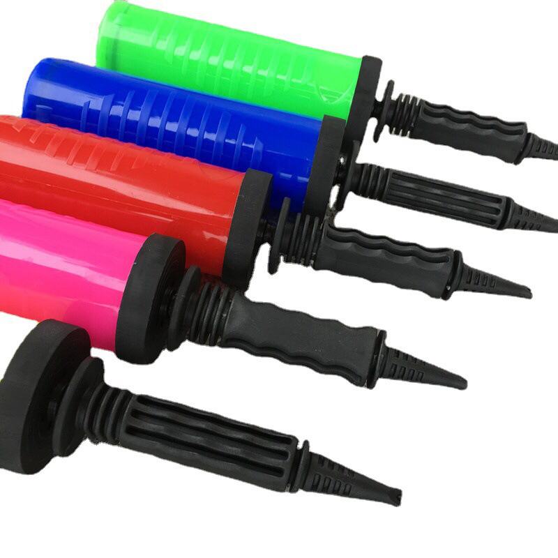 Dụng cụ bơm bóng cầm tay