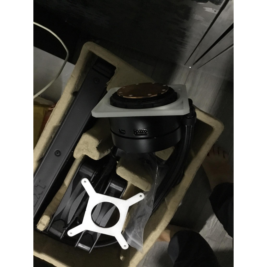 Gông NZXT cho Intel LGA 115x , LGA 1151 1155 1150 1156