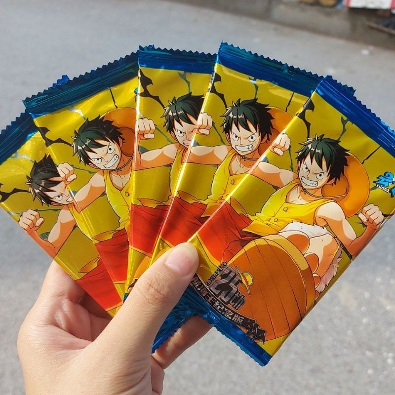 Thẻ One Piece. Thẻ Hải tặc. Thẻ nhân phẩm