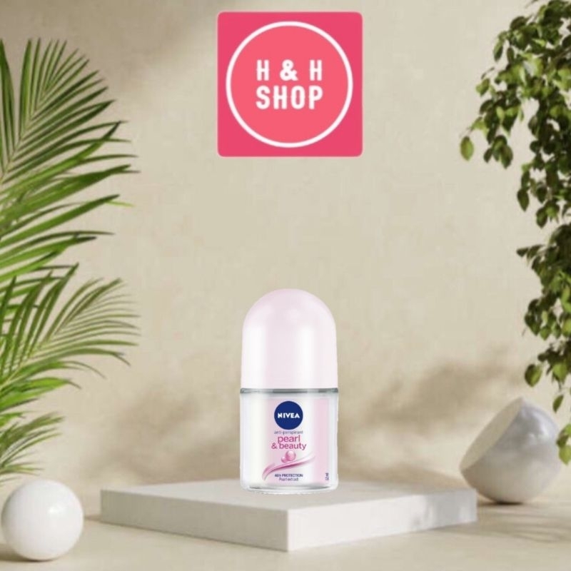 Lăn ngăn mùi sáng da NIVEA Pearl & Beauty 12ml