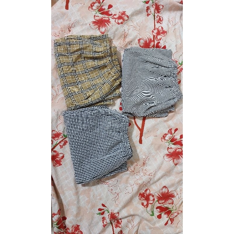 Quần cộc bé trai.