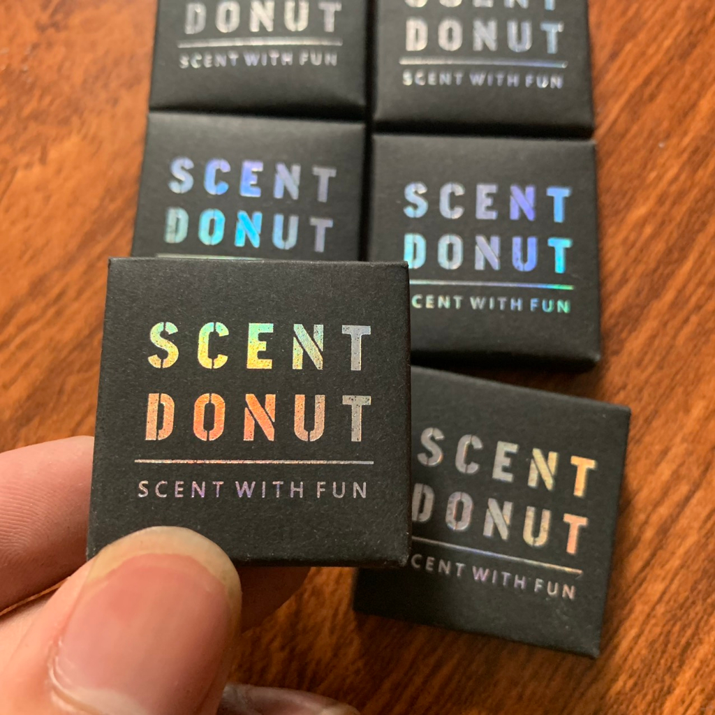 Bông thấm tinh dầu SCENTDONUT chống bụi và giữ tinh dầu dành cho ô tô