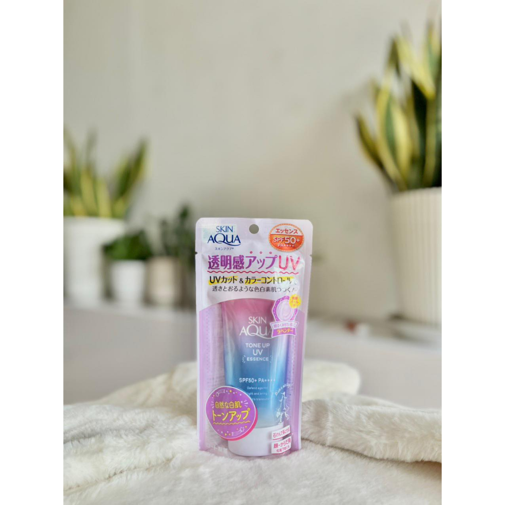 Kem chống nắng Skin Aqua tím