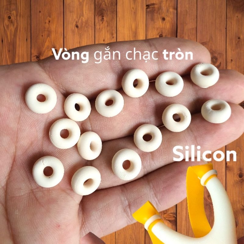 vòng tròn loại 1 gắn chạc tròn nhỏ silicon