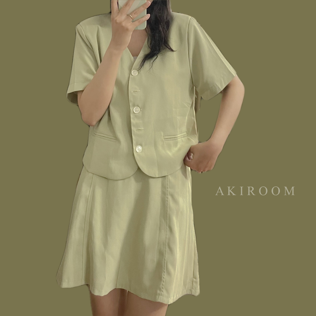 Set áo blouse cổ V một lớp mix chân váy chữ A cạp lưng chun (Xanh bơ nhạt)