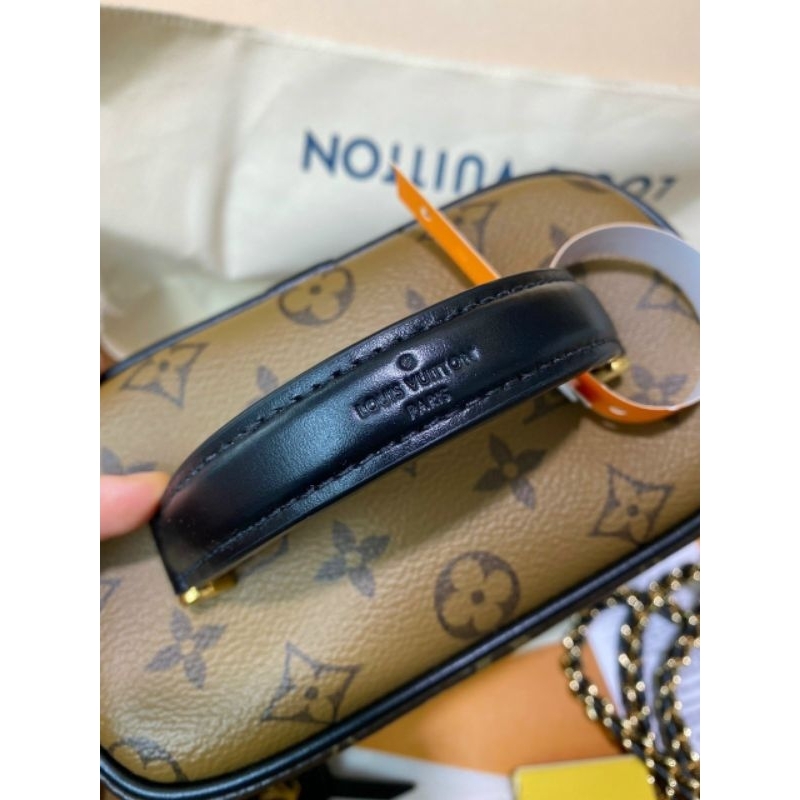 Túi xách nữ cao cấp Eo vì bản chuẩn Vip da thật sz19cm hoa nâu kèm gương nhỏ xinh dã man 2 box xịn sò