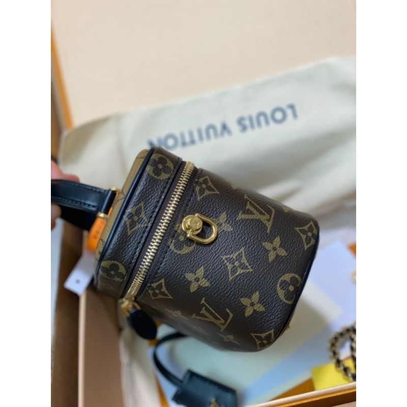 Túi xách nữ cao cấp Eo vì bản chuẩn Vip da thật sz19cm hoa nâu kèm gương nhỏ xinh dã man 2 box xịn sò