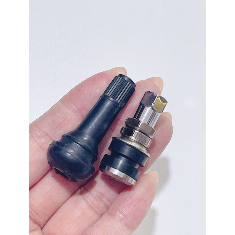 Van vòi không ruột cho bánh mâm, chân van xe số và tay ga