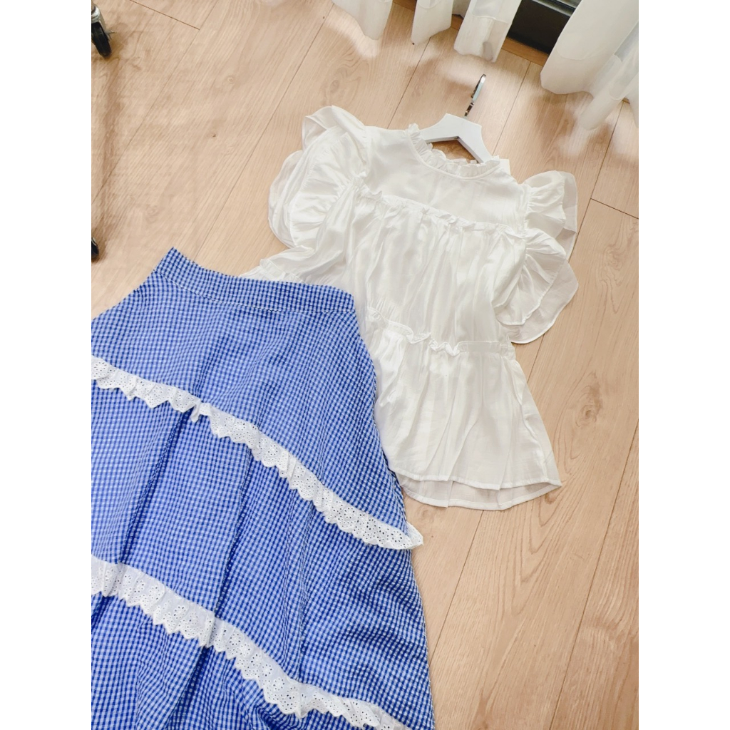 Sét váy nữ áo sát nách chất tơ trắng phối bèo mix chân váy xòe dài kẻ caro xanh chất đũi ren có lót fullsize tiểu thư sẵ