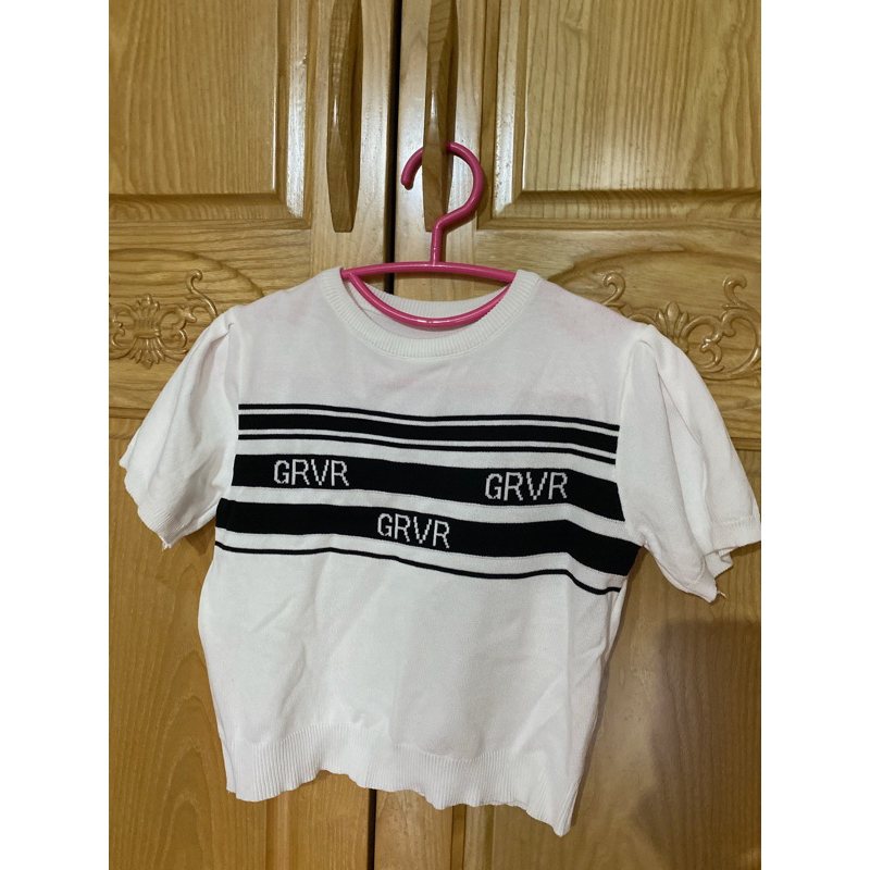 Pass áo len croptop