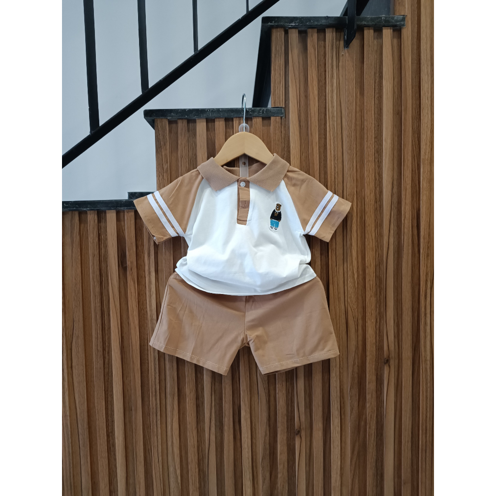 Bộ cộc tay, cổ trụ bé trai, vải cotton tàu co giãn, thoáng mát, thêu hình gấu dễ thương