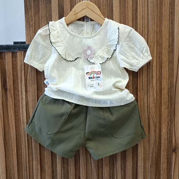 Bộ ren bèo đính hoa điệu đà cho bé gái, áo ren hạt, quần thô kaki có túi, vải đẹp, mềm mát