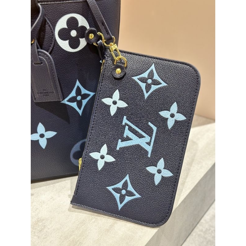 Túi xách nữ LV Neverfull da bò dập nổi hiệu ứng chuyển màu mới cực đẹp