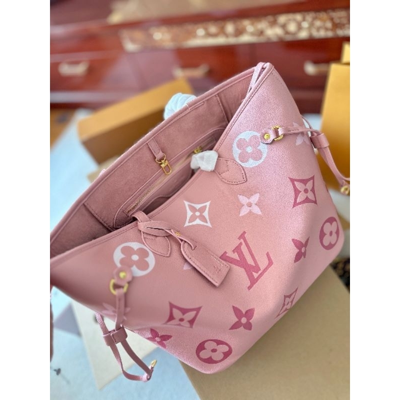 Túi xách nữ LV Neverfull da bò dập nổi hiệu ứng chuyển màu mới cực đẹp