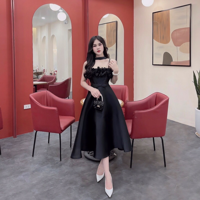 Váy 2 dây dáng dài tapta cánh hoa nơ eo