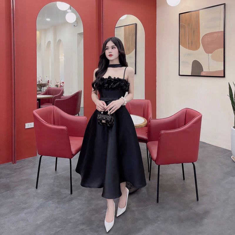 Váy 2 dây dáng dài tapta cánh hoa nơ eo