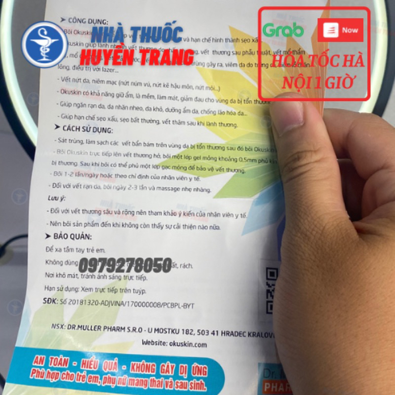 Gel bôi vết thương hở OKUSKIN tuýp 30g giúp ngăn ngừa sẹo, rạn da, vết thương sau phẫu thuật
