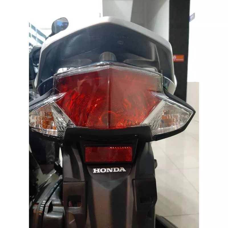 BỘ NẮP NGOÀI ĐÈN HẬU SAU TRÁI PHẢI ĐEN CHO XE VISION 2014-2020 CHÍNH HÃNG HONDA