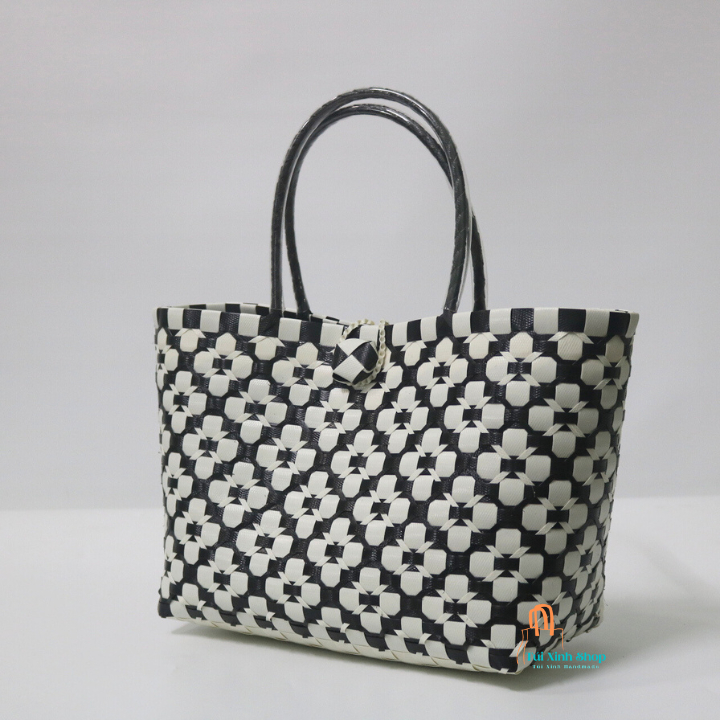 Túi Xách Handmade Hoạ Tiết Đen Trắng