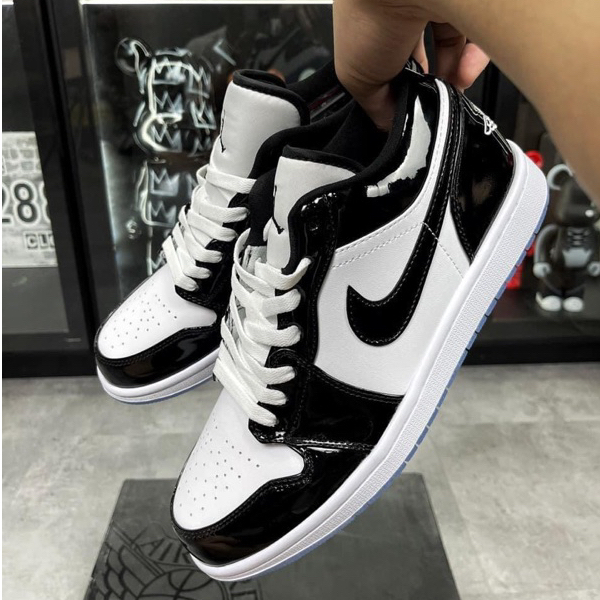 Giày thể thao Air Jordan 1 low Dark Concord màu đen bóng đế trong bản like.au hàng chuẩn trung đủ size nam nữ fullbox | BigBuy360 - bigbuy360.vn