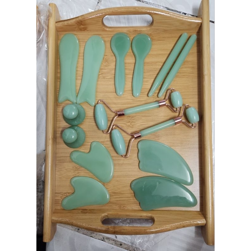 Bộ Ngọc 14món +kèm khay ạ