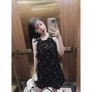 Váy Cổ Yếm Đính Nơ Hot Hit