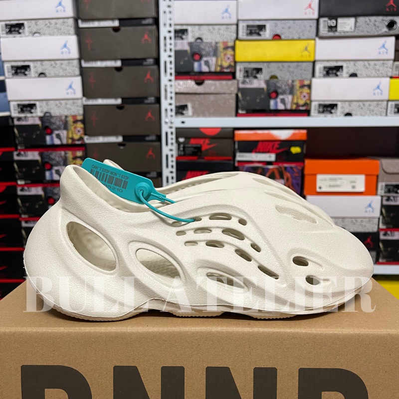 Giày Yeezy Foam Runner 'Sand' | High quality