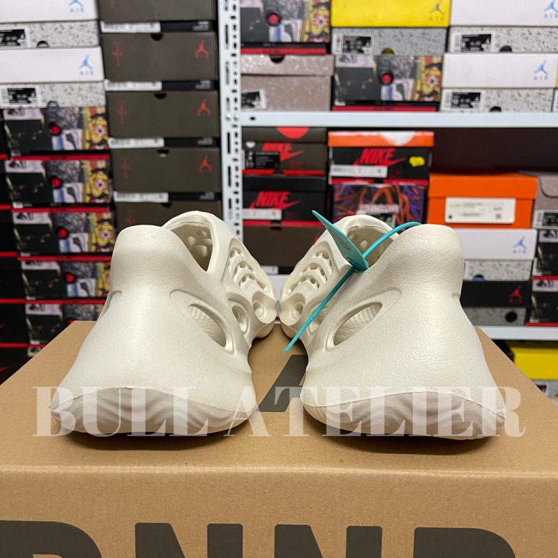 Giày Yeezy Foam Runner 'Sand' | High quality