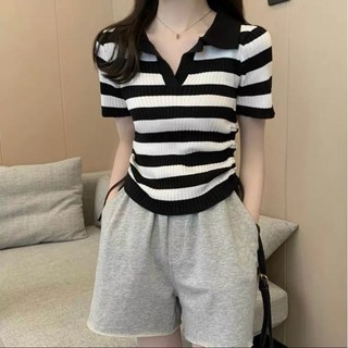 Áo len kẻ cổ bẻ rút eo