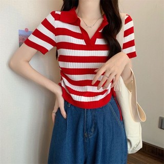 Áo len kẻ cổ bẻ rút eo