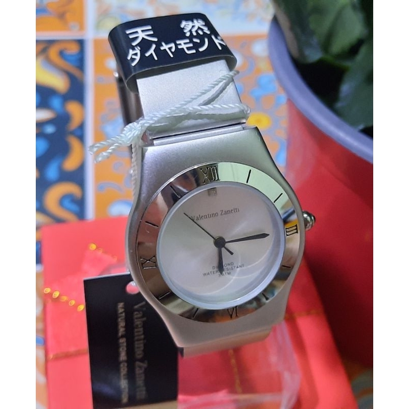 Đồng hồ nữ máy Nhật.