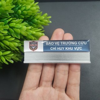 Bảng tên nhân viên - Thay tên
