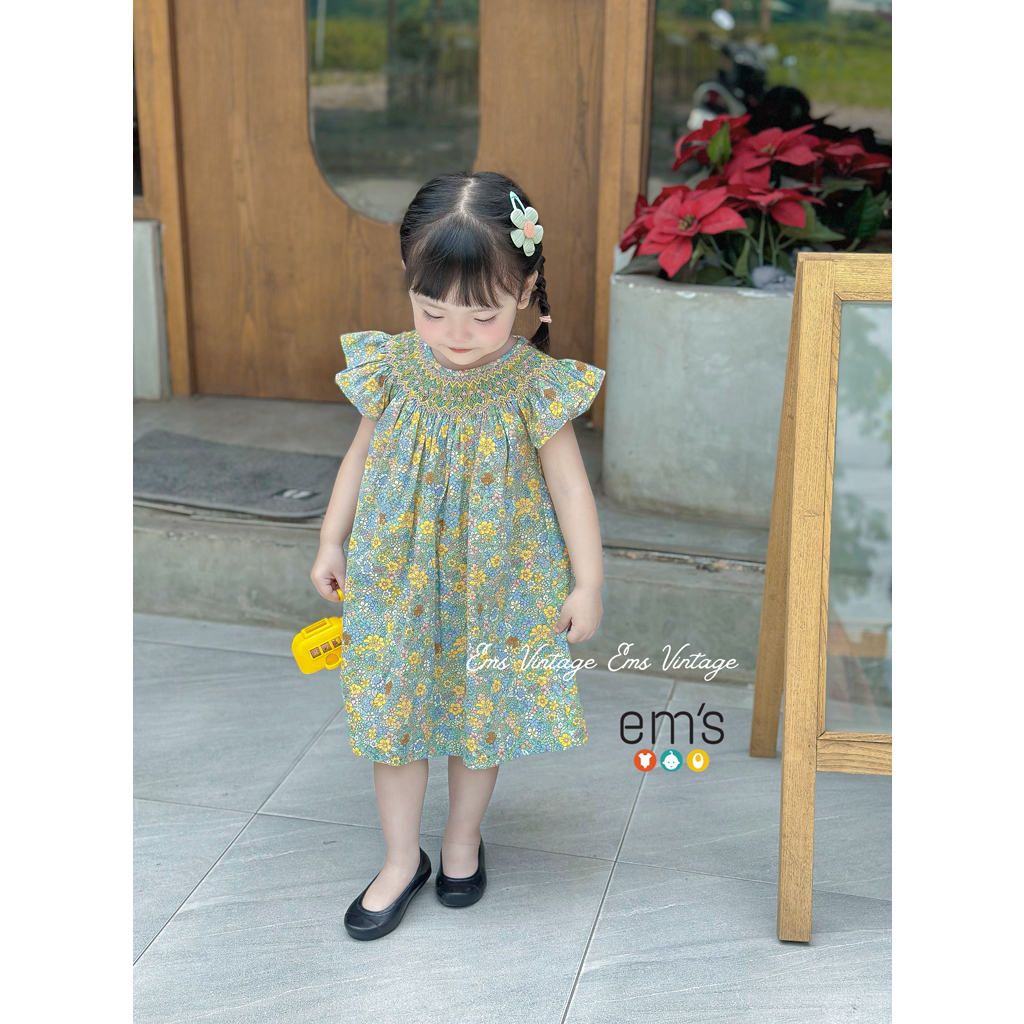 Váy Smock thêu tay hoa xanh em's