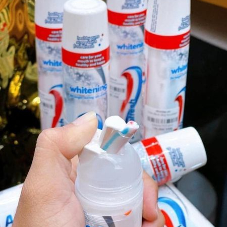 KEM ĐÁNH RĂNG AQUAFRESH ỐNG - UK