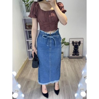 Chân váy dài qua gối