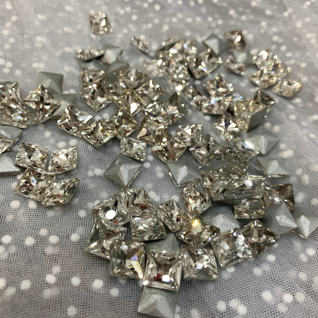 20 Hạt pha lê hình vuông đường kính 1cm PLV10 , hạt thủy tinh xịn dùng làm phụ kiện. Cristal làm trang sức