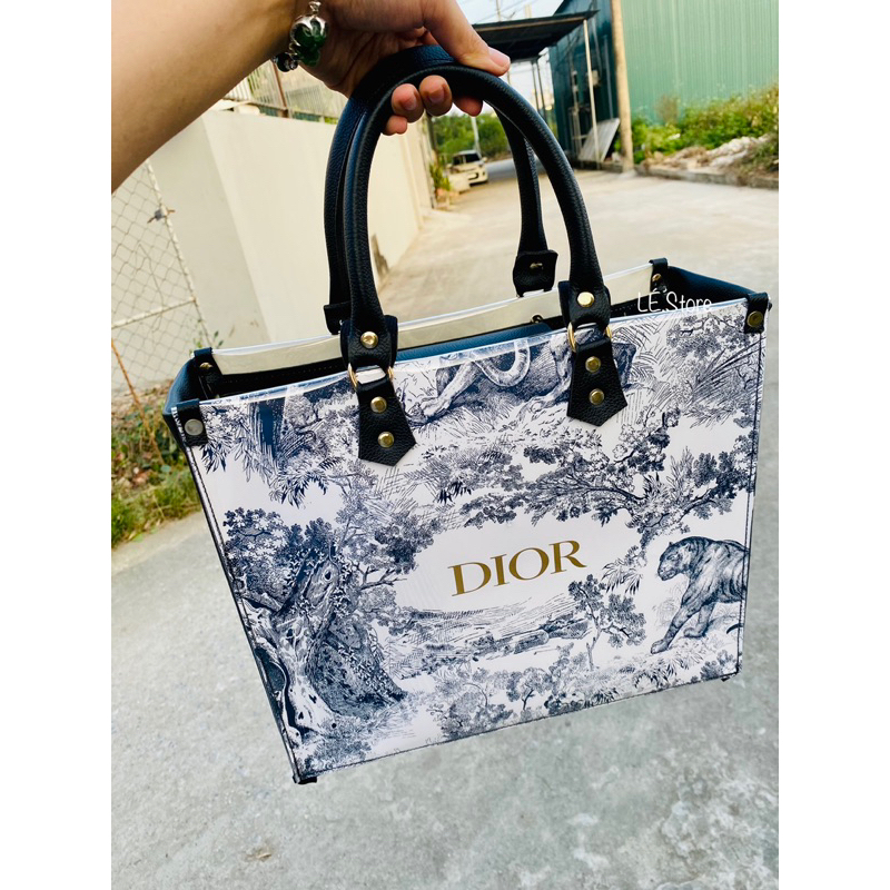 Túi giấy D*or hổ custom size32
