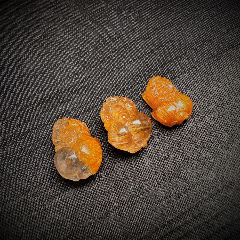 Mặt Tỳ Hưu Thạch Anh Tóc Vàng tự nhiên