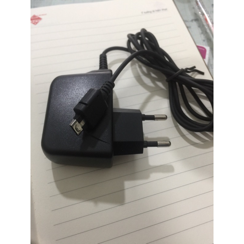 Sạc điện thoại LG chan det dung cho KG800/ GC900/ GD580/km900...(không bảo hành),chân sạc zin có thể