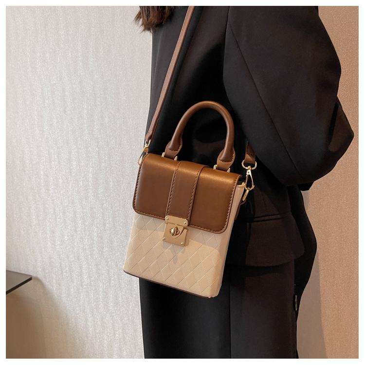 Túi xách nữ hình hộp họa tiết xách tay đeo chéo đeo vai JOYKI NT03