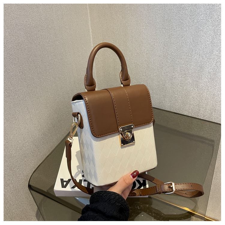 Túi xách nữ hình hộp họa tiết xách tay đeo chéo đeo vai JOYKI NT03