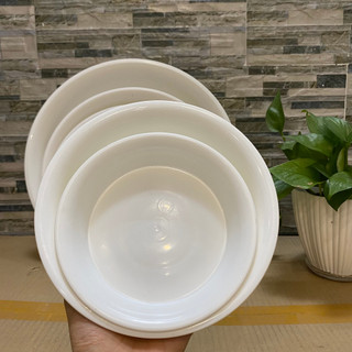 Dĩa lót đế kim cương