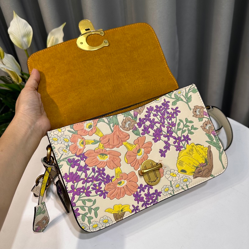 Túi xách Coach Studio Shoulder Bag thêu hoa cực đẹp