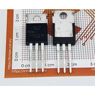BT137-600E Triac 8A 600V TO-220