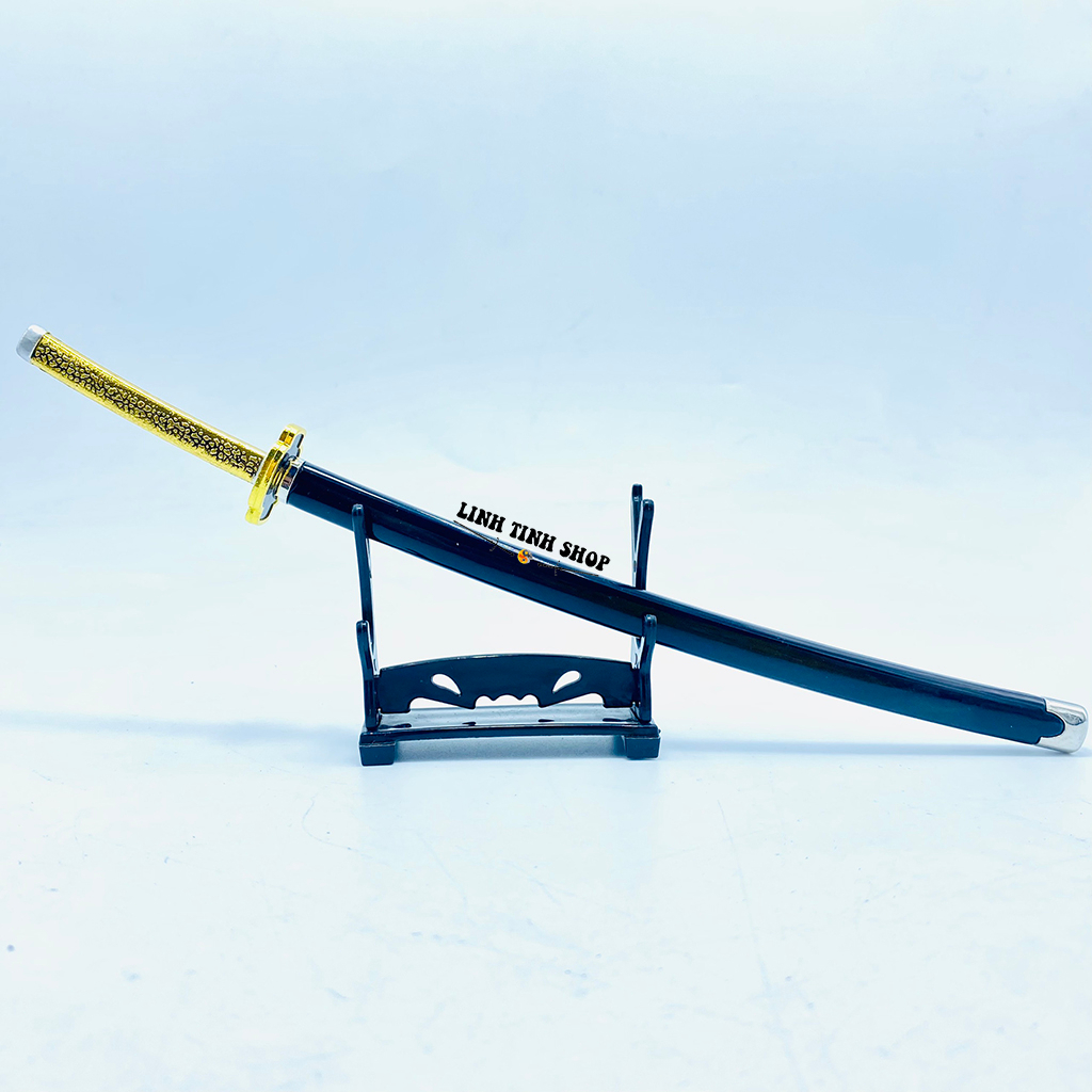 Mô hình sưu tầm Kimetsu No Yaiba Yoriichi Tsugikuni nhật luân kiếm 26cm